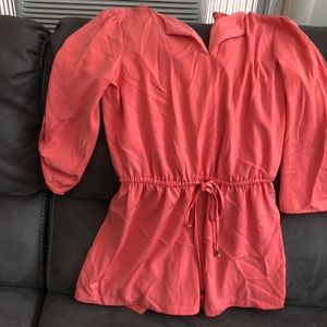 Romper - zipper is broken